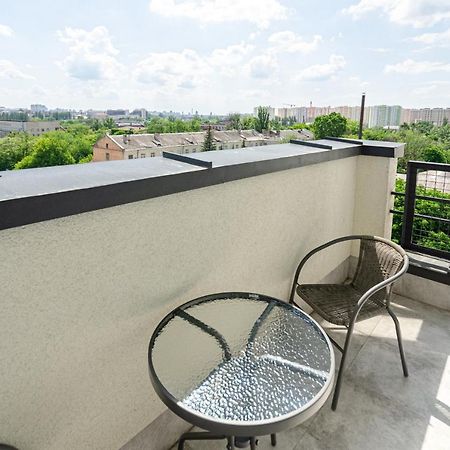 Petrovdom 5-25 In Cozy Apartment In Residential Complex "Beresteiskyi" Kiev Ngoại thất bức ảnh