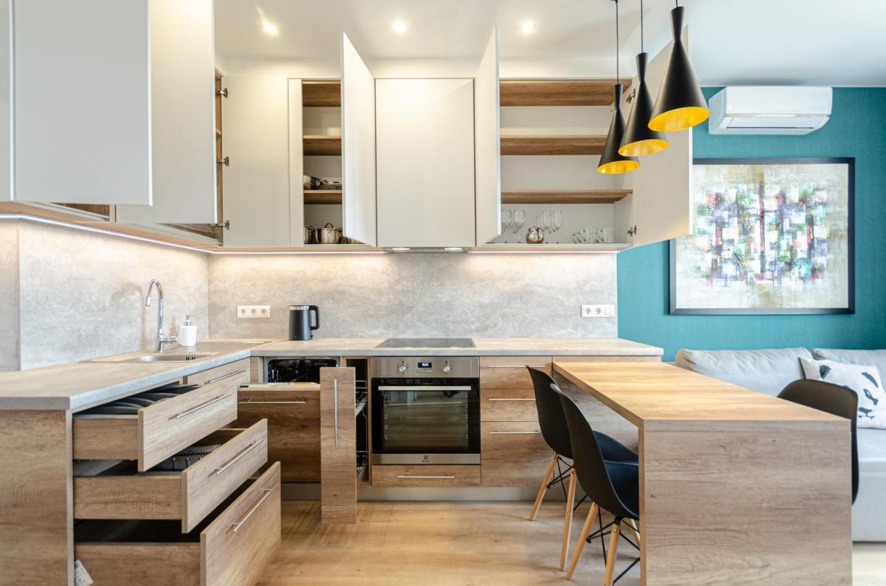 Petrovdom 5-25 In Cozy Apartment In Residential Complex "Beresteiskyi" Kiev Ngoại thất bức ảnh