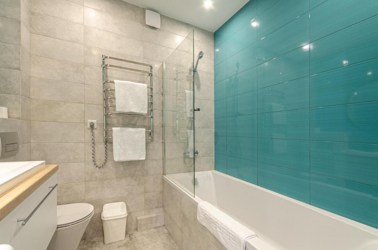 Petrovdom 5-25 In Cozy Apartment In Residential Complex "Beresteiskyi" Kiev Ngoại thất bức ảnh